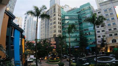 eastwood city cyberpark photos|20 must.